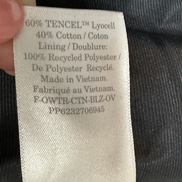 Everlane The Tencel Oversized Blazer Black 2 Button Front L/S Women's 16 NWT - Picture 11 of 12